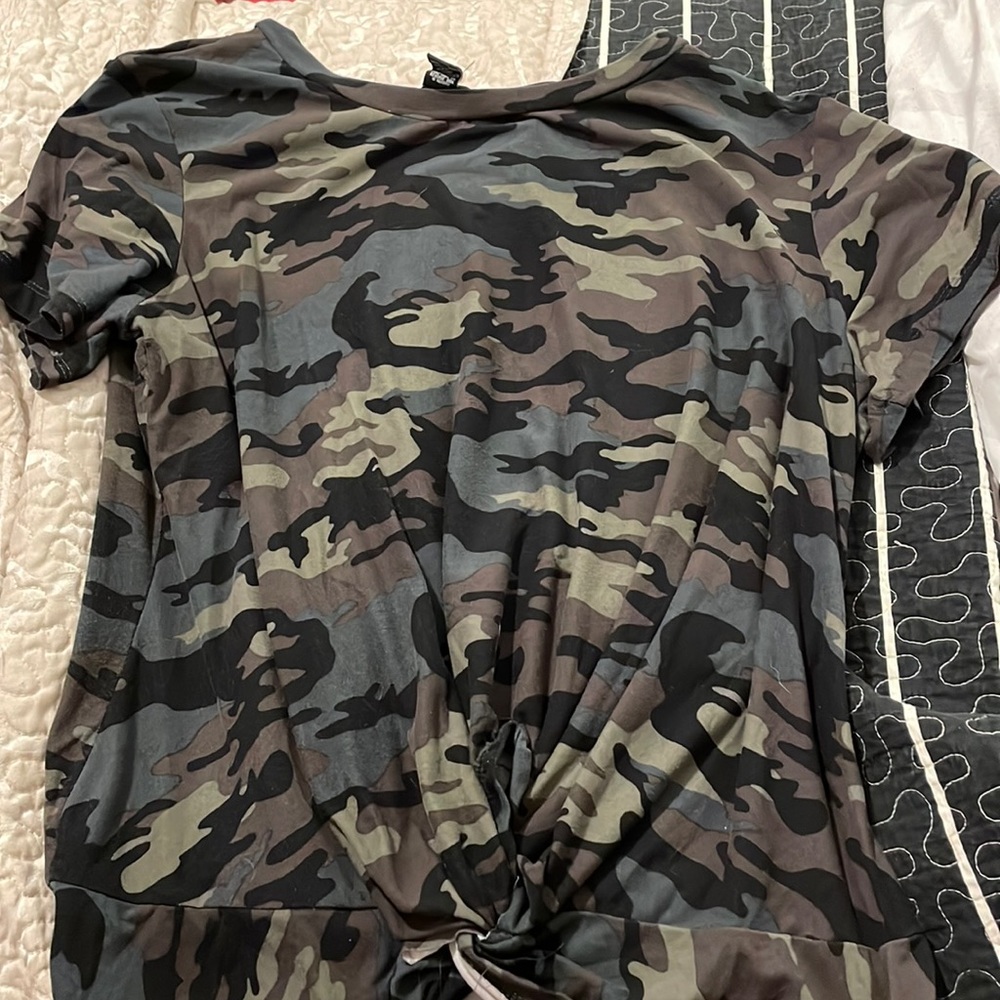 camo blouse